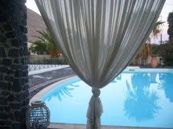 Villa Anemomilos Santorini Island Exterior photo